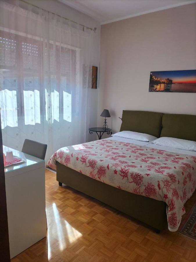 La Castellese Bed & Breakfast Aci Castello Exterior photo